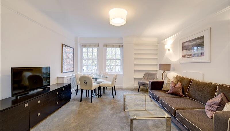 2 bed property in 145 Fulham Road, London